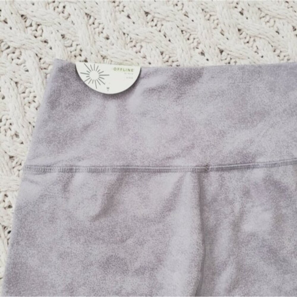 NWT AERIE Coated Faux Leather Light Mauve Limited Edition Leggings- M - Picture 4 of 8